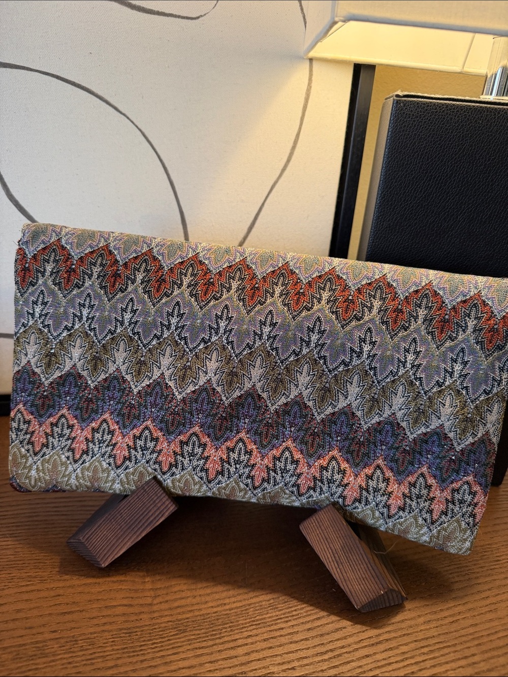 Tapestry Pattern Envelope Clutch - Multicolor - Picture 2 of 6